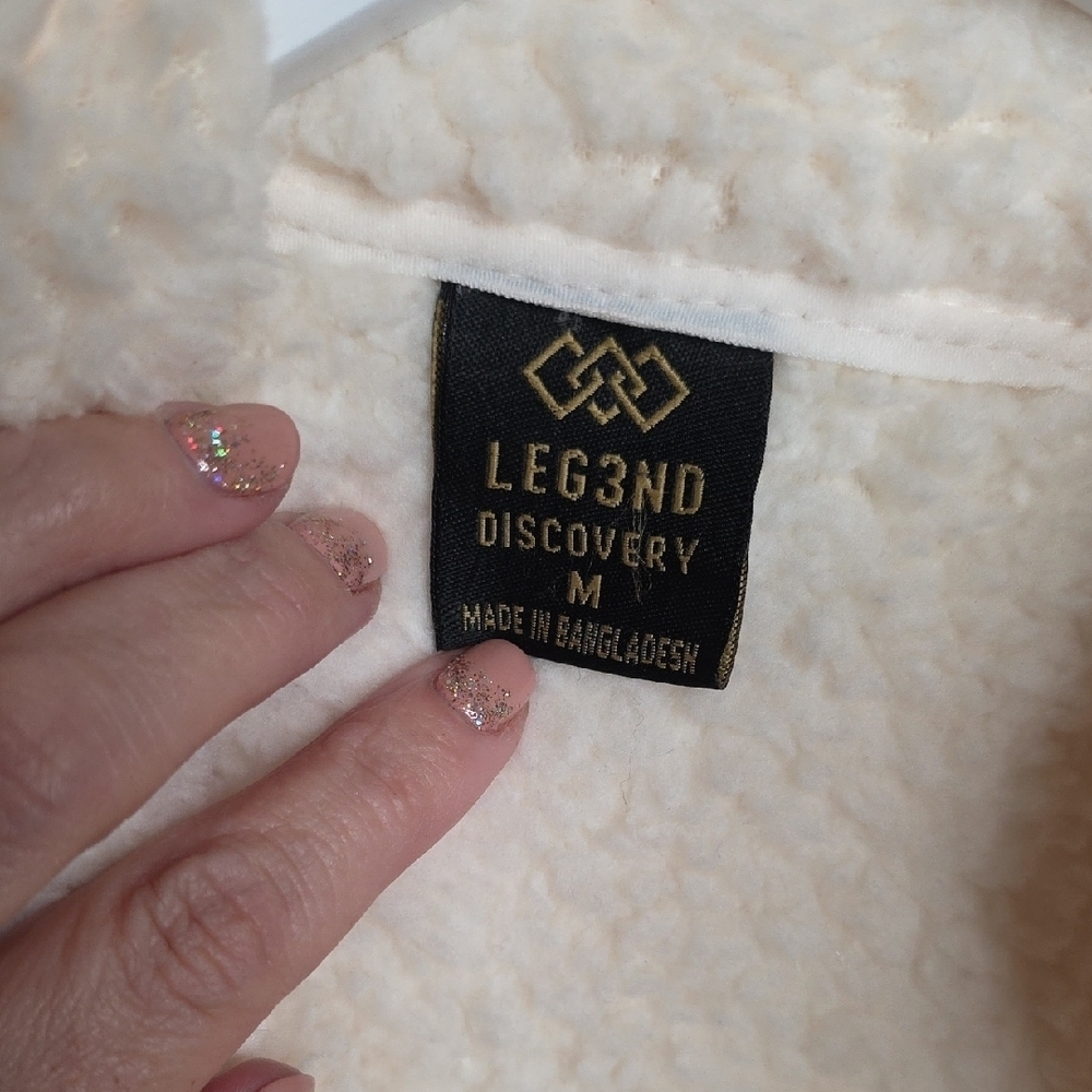 New With Tags!!! Legend Discovery Cream Teddy Jacket Sz Medium - Picture 2 of 9